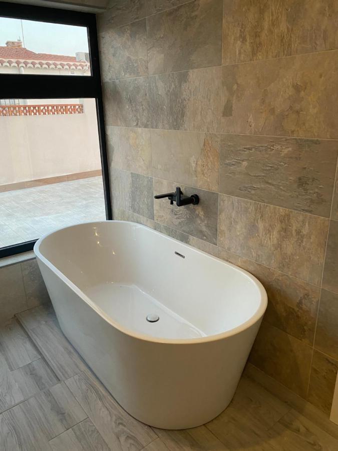 Pink Lagoon Villa 또레비에하 외부 사진