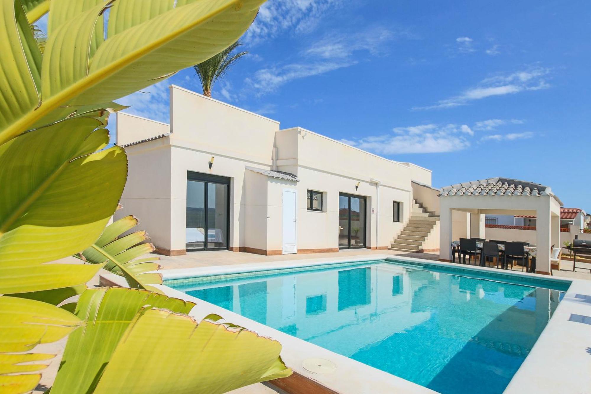 Pink Lagoon Villa 또레비에하 외부 사진